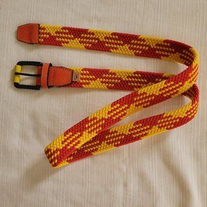 Woven belt in red and yellow houndstooth pattern.  Fits man's L -XL. NWOT.